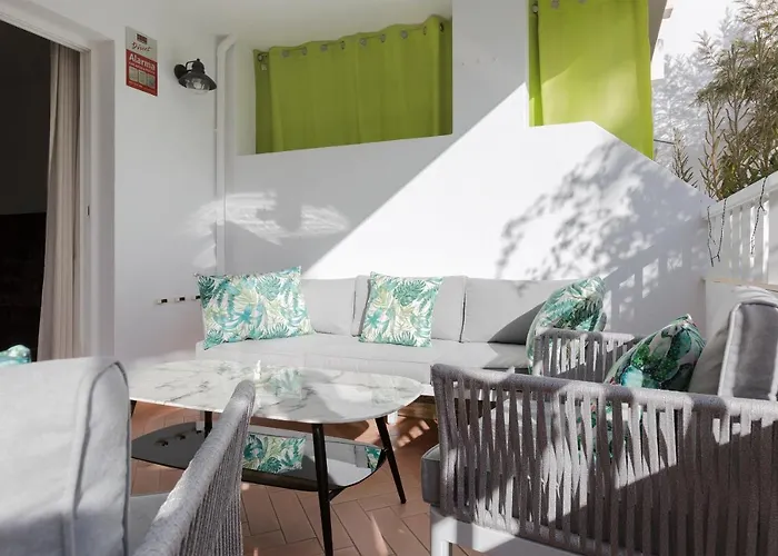 The Monkey House - A Jungle Of Comfort * Costa Teguise