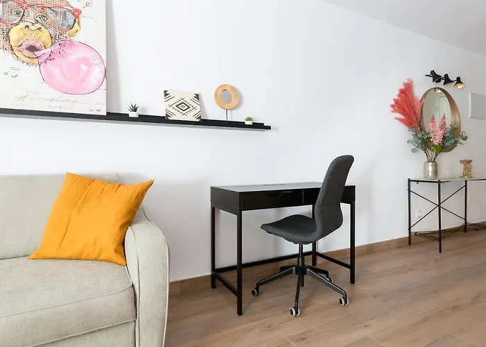 The Monkey House - A Jungle Of Comfort *